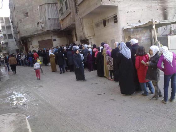 هاربة من مخيم جهنم: شاهدت الاهالي يسلخون جلد القطط استعدادا لاكلها صورة رقم 10