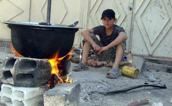 هاربة من مخيم جهنم: شاهدت الاهالي يسلخون جلد القطط استعدادا لاكلها صورة رقم 13