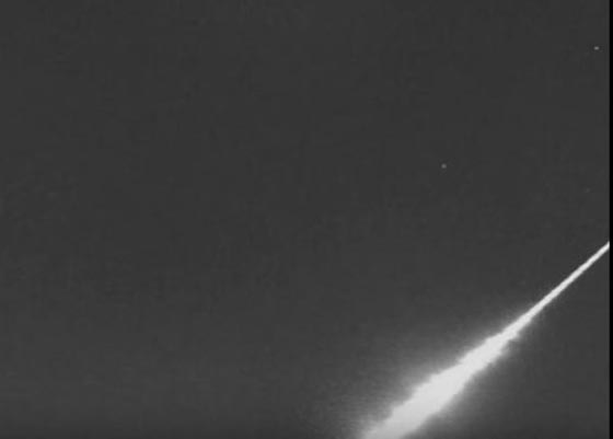 ضوء ساطع يشق شرق الولايات المتحدة.. ويدب الذهول في مشاهديه صورة رقم 5