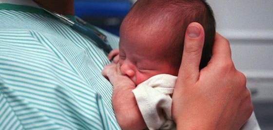 المؤبد يتهدد بلجيكية وضعت جنينها في ثلاجة صورة رقم 1