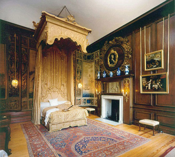 اسرار القصر البريطاني: ما الذي يجري فعلا في غرف نوم الملكات؟ صورة رقم 2