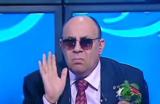 امرأة تضرب زوجها فيشتكيها للشيخ مبروك على الهواء صورة رقم 2