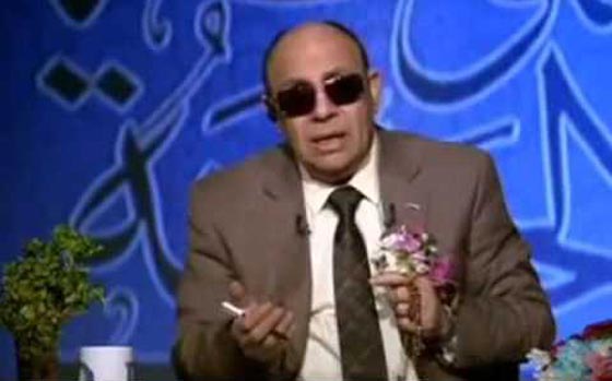 امرأة تضرب زوجها فيشتكيها للشيخ مبروك على الهواء صورة رقم 3