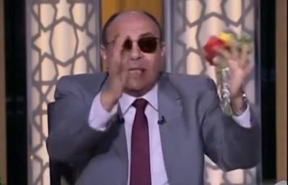 امرأة تضرب زوجها فيشتكيها للشيخ مبروك على الهواء صورة رقم 4