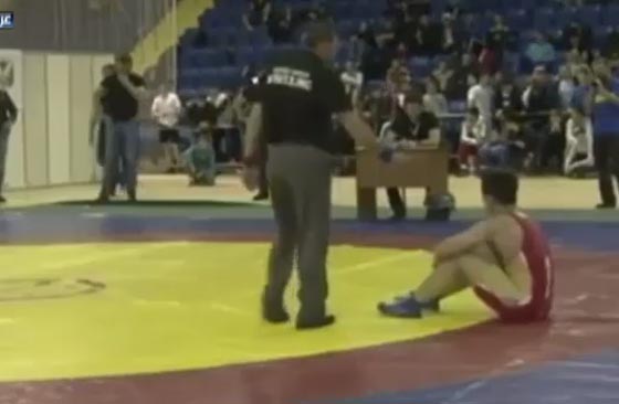 فيديو مثير.. مباراة في الجودو تحولت الى شجار بالسلاح الناري صورة رقم 2