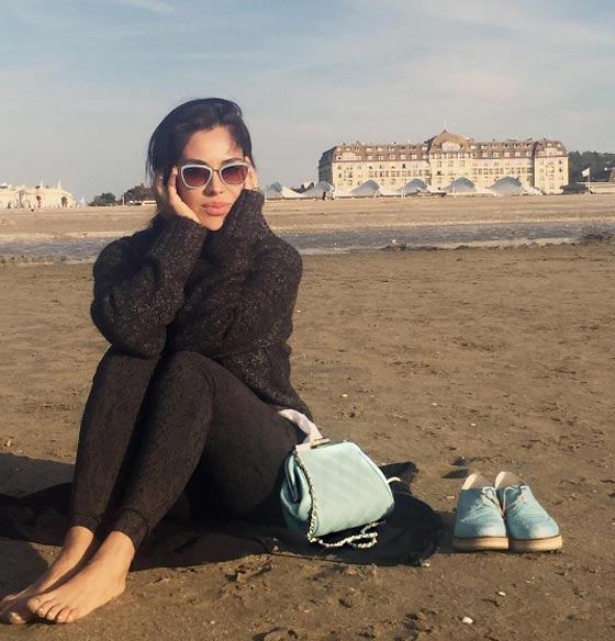فنانة عالمية تتجاهل وزير الإعلام السوري وتفضل عليه ماسح أحذية  صورة رقم 15