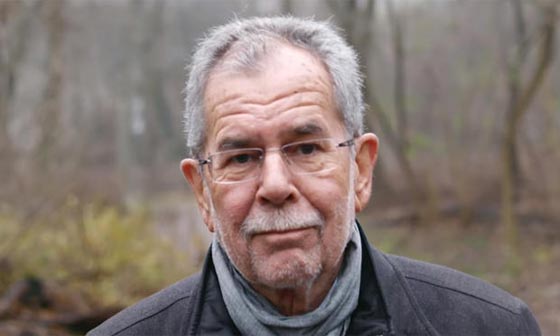 رئيس النمسا المنتخب مدافع عن البيئة ويدخن 40 سيجارة يوميا صورة رقم 6