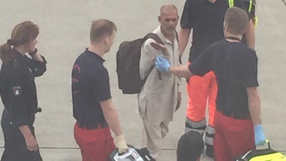 ركاب طائرة يدخلون في حالة من الرعب.. لهذا السلوك الغريب صورة رقم 1