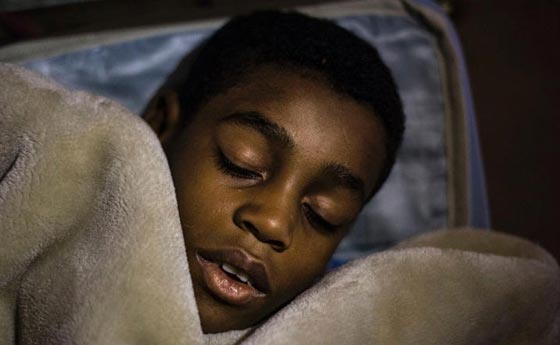 الامل يطرق ابواب ايتام العراق.. في صور تتحدى الموت صورة رقم 1