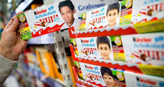 صدام عنيف بين  العنصرية الشكولاتية وكرة القدم الالمانية صورة رقم 2