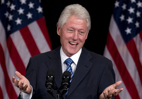 ترامب يبني دعايته الانتخابية على فضائح بيل كلينتون وتحرشه النساء صورة رقم 6