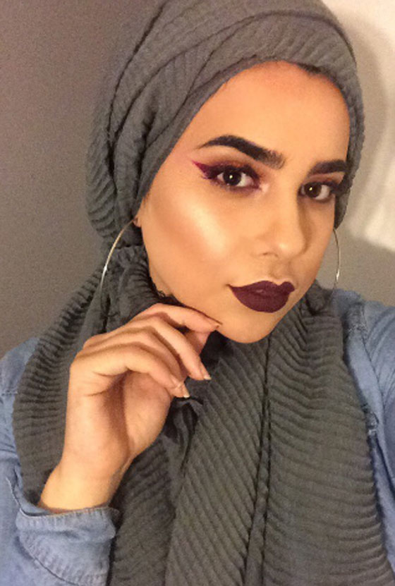 مؤيد ترامب يتهجم على فتاتين مسلمتين وحملة تعاطف معهما.. فيديو صورة رقم 7