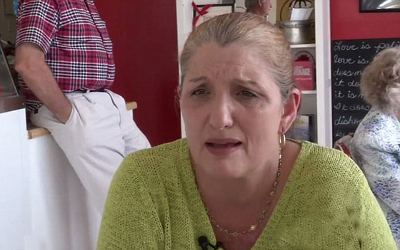 مؤيد ترامب يتهجم على فتاتين مسلمتين وحملة تعاطف معهما.. فيديو صورة رقم 1