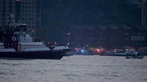 تحطم طائرة صغيرة في نيويورك ومقتل الطيار صورة رقم 3