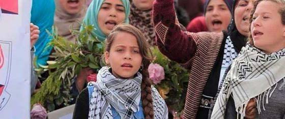  الجيش قتل صديقها دون توثيق فاصبحت اصغر صحافية يتابعها الالاف صورة رقم 5