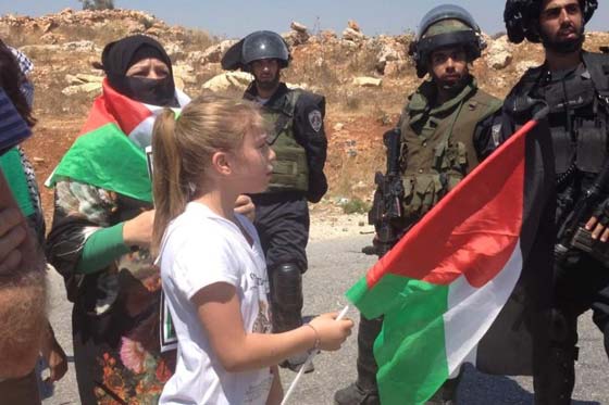  الجيش قتل صديقها دون توثيق فاصبحت اصغر صحافية يتابعها الالاف صورة رقم 7