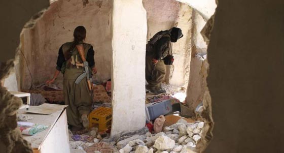 حوريات خلف اسوار جهنم.. مقاتلات ايزيديات يتصدين للدواعش صورة رقم 5