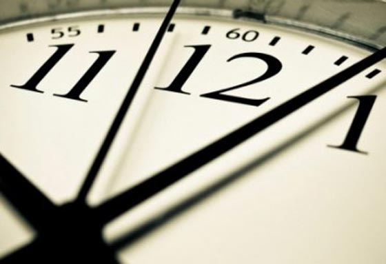 ساعات ضوئية تعيد خلع الملابسف الثانية للحظوة بوقت اطول صورة رقم 1 ساعات ضوئية تعيد خلع الملابسف الثانية للحظوة بوقت اطول صورة رقم 1