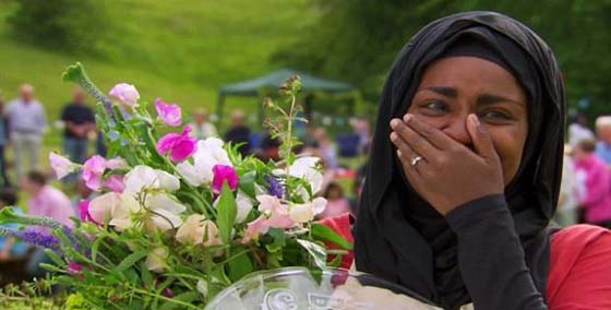 صانعة كعكة الملكة اليزابيت تروي معاناتها مع الاسلاموفوبيا  صورة رقم 5