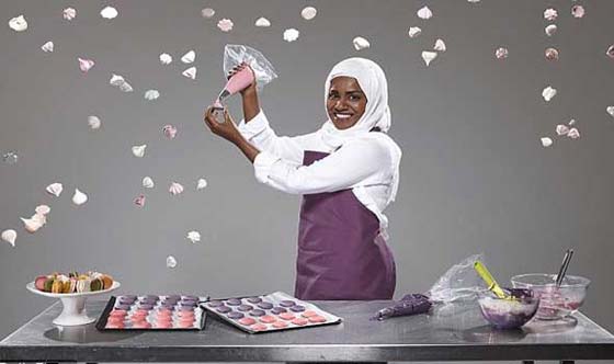 صانعة كعكة الملكة اليزابيت تروي معاناتها مع الاسلاموفوبيا  صورة رقم 7