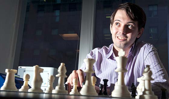  اكثر رجل مكروه في العالم يظهر مجددا ويزداد كراهية! صورة رقم 3