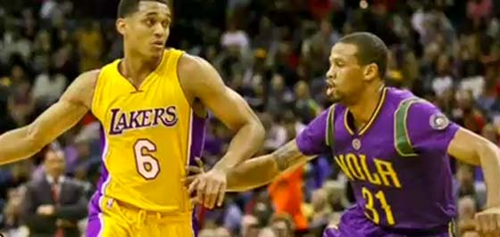 لاعب كرة سلة امريكي دخل منزلا بالخطأ فقتل بالرصاص صورة رقم 3