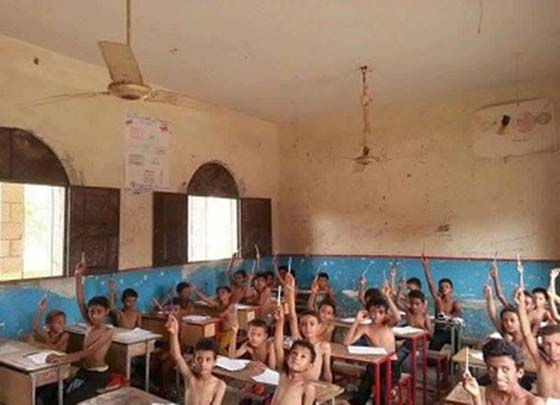  مأساة الحرب.. طلاب في اليمن يتقدمون للامتحانات باجساد منزوعة صورة رقم 3