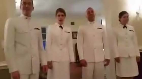 جنود امريكان يغنون لمصر (فيها حاجة حلوة) بالعربية.. فيديو صورة رقم 2 جنود امريكان يغنون لمصر (فيها حاجة حلوة) بالعربية.. فيديو صورة رقم 2