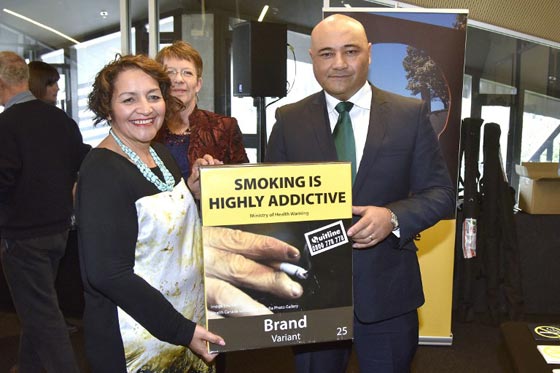 انقلاب في تعميم عبوات السجائر التي لا تحمل علامة تجارية صورة رقم 2