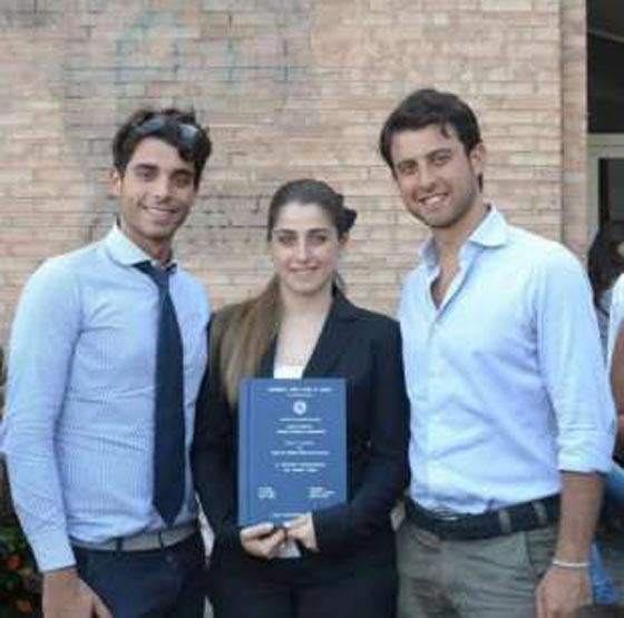 الاسلام يبهر ابنة سياسي ايطالي شهير.. يدفعها لاعتناقه وتغيير اسمها صورة رقم 7