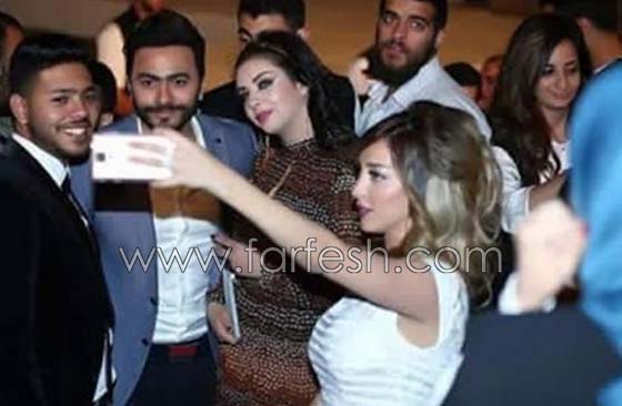 بحضور تامر حسني، بسمة بوسيل تطلق مجموعتها الأولى للأزياء  صورة رقم 1