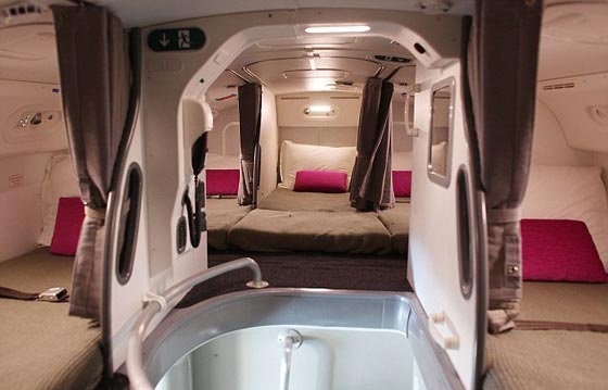 صور غريبة: غرف سرية في الطائرات لم تكن تعلم انها موجودة! صورة رقم 3