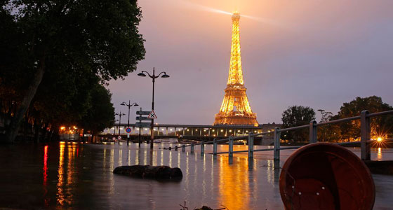  من ينقذ الموناليزا واللوفر؟! متاحف باريس تغرق بمياه الفيضانات صورة رقم 10