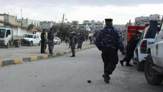 مقتل 5 ضباط اردنيين في هجوم ارهابي على مكتب مخابرات البقعة صورة رقم 2