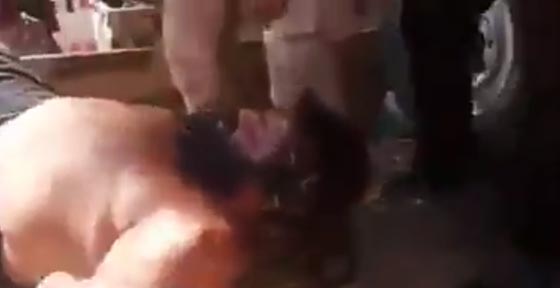 فيديو للحظة القبض على بلدوزر داعش الملقب بالعجل في ليبيا صورة رقم 2