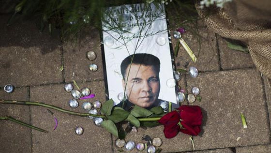 كلينتون واردوغان في مقدمة المشاركين بجنازة محمد علي كلاي صورة رقم 3 كلينتون واردوغان في مقدمة المشاركين بجنازة محمد علي كلاي صورة رقم 3