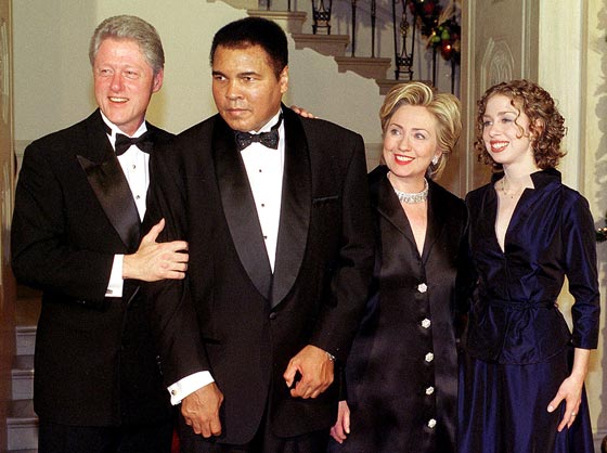 كلينتون واردوغان في مقدمة المشاركين بجنازة محمد علي كلاي صورة رقم 7 كلينتون واردوغان في مقدمة المشاركين بجنازة محمد علي كلاي صورة رقم 7