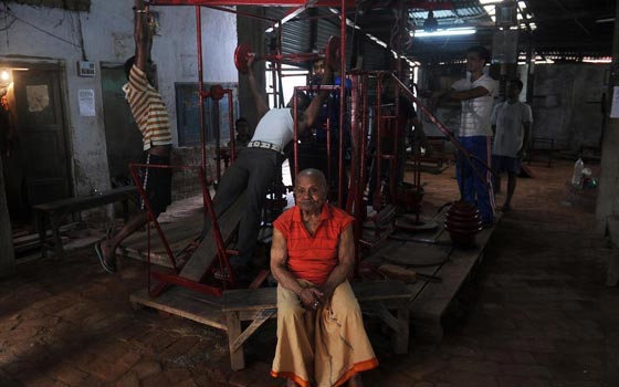 وفاة هرقل الصغير في الهند عن عمر ناهز 104 سنوات صورة رقم 5 وفاة هرقل الصغير في الهند عن عمر ناهز 104 سنوات صورة رقم 5