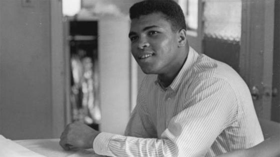 محمد علي طار كالفراش ولسع كالنحل واصاب الهدف ونطق بالحكمة صورة رقم 3