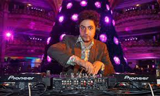 الاثرياء الشباب حول العالم تتقدمهن فتاة 19 عاما بـ1.2 مليار دولار صورة رقم 7 الاثرياء الشباب حول العالم تتقدمهن فتاة 19 عاما بـ1.2 مليار دولار صورة رقم 7