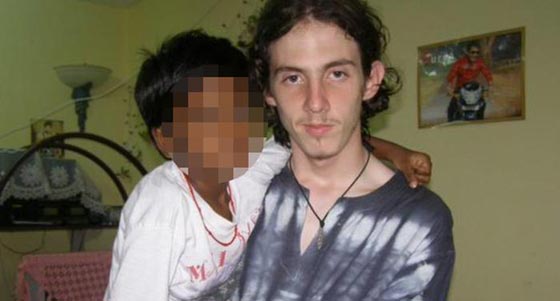 السجن المؤبد لبريطاني ادين بالتحرش بـ23 رضيعا وطفلا صورة رقم 1 السجن المؤبد لبريطاني ادين بالتحرش بـ23 رضيعا وطفلا صورة رقم 1