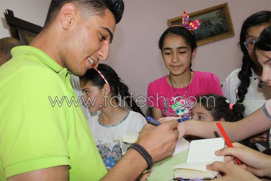 رمضان كريم..  محمد عساف  يتكفل بعشرين طفلا من قرية الايتام  صورة رقم 6
