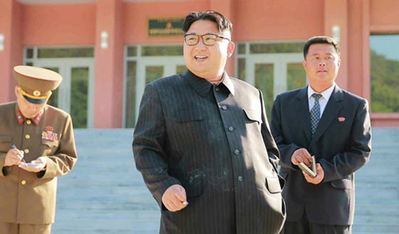 روايات واقاويل عن عائلة الزعيم الكوري.. منها انها لا تدخل الحمّام!! صورة رقم 3 روايات واقاويل عن عائلة الزعيم الكوري.. منها انها لا تدخل الحمّام!! صورة رقم 3