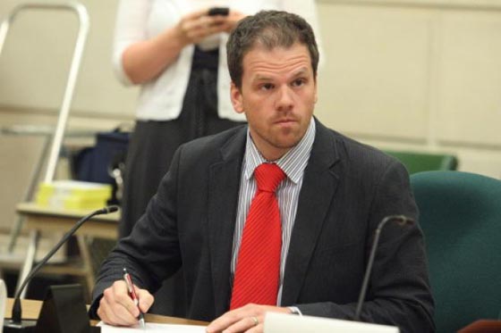 وزير كندي يستخدم قوة رمضان لمساعدة الاخرين صورة رقم 6