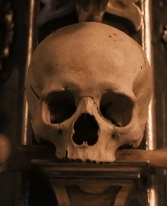 تعرف على كنيسة سيدليك.. تعلوها عظام عشرات الاف الاشخاص صورة رقم 3 تعرف على كنيسة سيدليك.. تعلوها عظام عشرات الاف الاشخاص صورة رقم 3