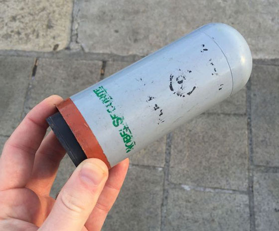 عشية انطلاق يورو 2016.. جماهير انجليزية تهتف باسم داعش في باريس صورة رقم 32