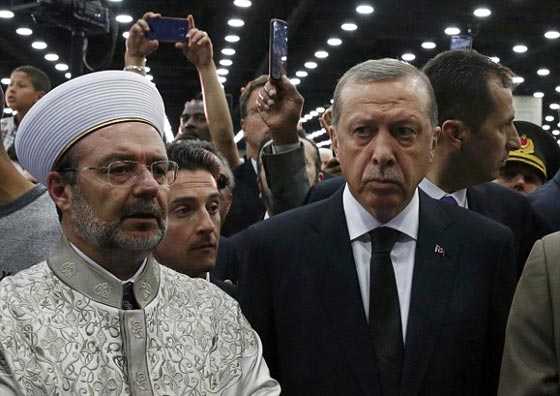 مشاجرة بين الحرس الشخصي لاردوغاون وحراس موكب محمد علي صورة رقم 3