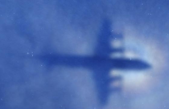  العثور على قطع جديدة للطائرة الماليزية التي اختفت قبل عامين صورة رقم 3