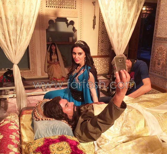 نجمة ستار اكاديمي حنان الخضر تفاجئ الجمهور بصوتها وتمثيلها في مسلسل (سمرقند) صورة رقم 11