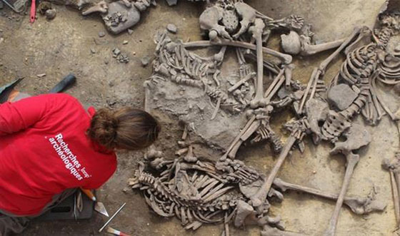 هياكل عظمية مشوهة تكشف عن مجزرة وقعت بفرنسا قبل 6 الاف عام صورة رقم 1 هياكل عظمية مشوهة تكشف عن مجزرة وقعت بفرنسا قبل 6 الاف عام صورة رقم 1